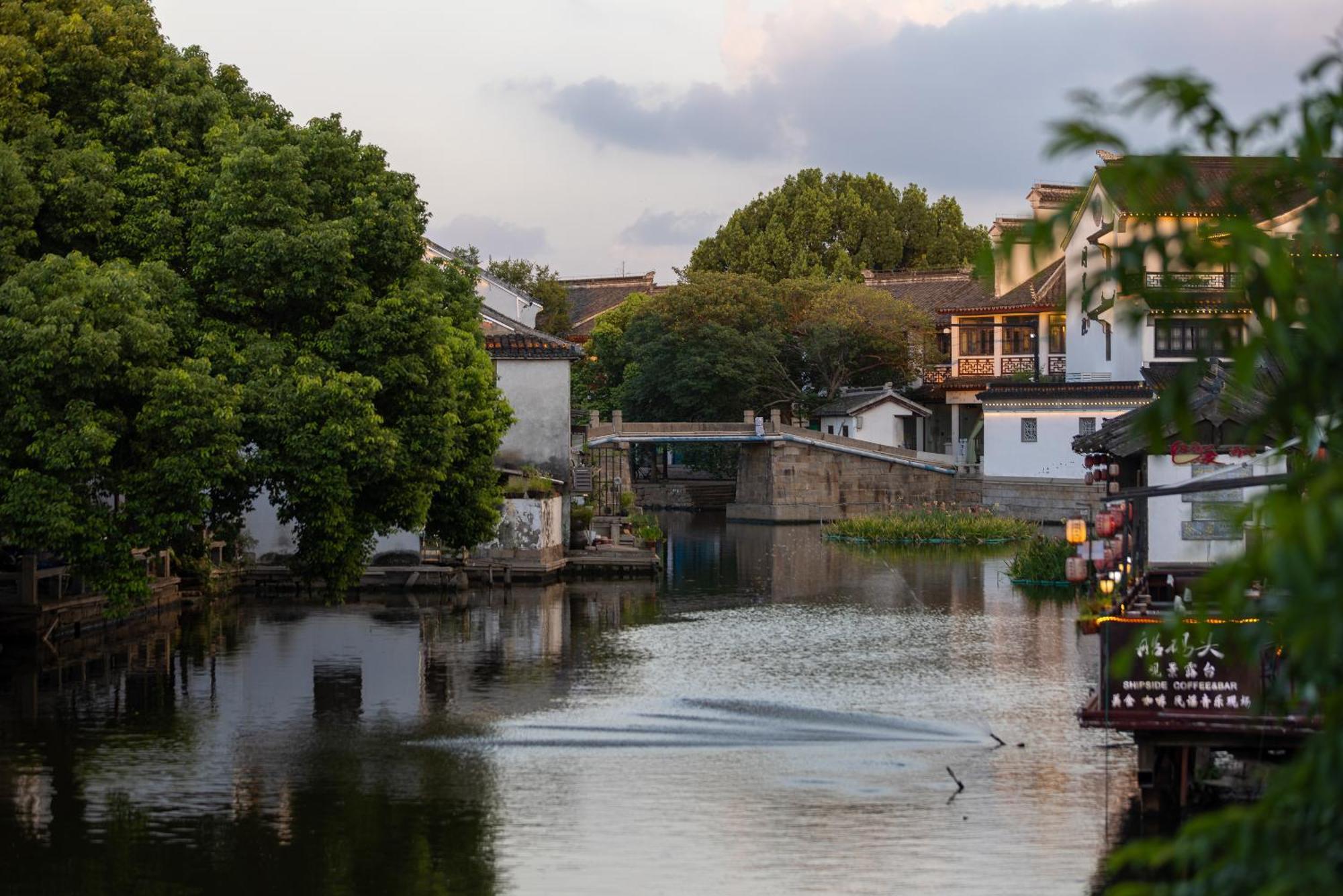 Tongli Slowlife River View Inn ซูโจว ภายนอก รูปภาพ